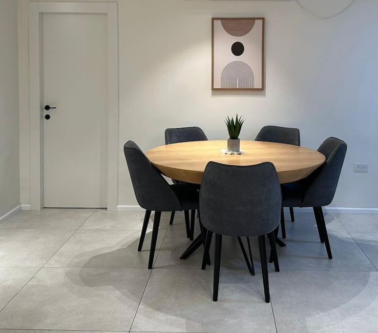 Family Apartment By Israpart Ramat Gan Extérieur photo